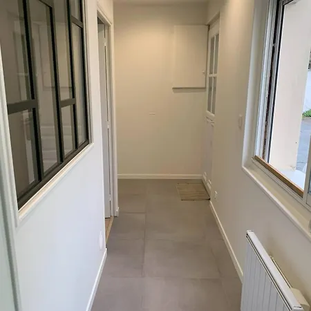 La Gachere De Sur 3* بري سور مير